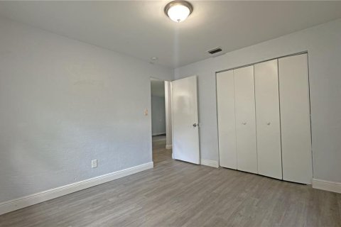 House in Daytona Beach, Florida 3 bedrooms, 114.46 sq.m. № 2259570 - photo 18