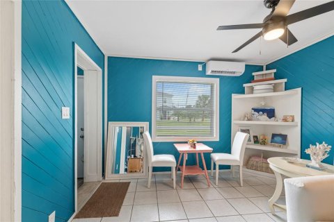House in Flagler Beach, Florida 5 bedrooms, 167.22 sq.m. № 2354771 - photo 5