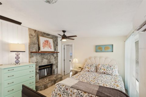 House in Flagler Beach, Florida 5 bedrooms, 167.22 sq.m. № 2354771 - photo 18
