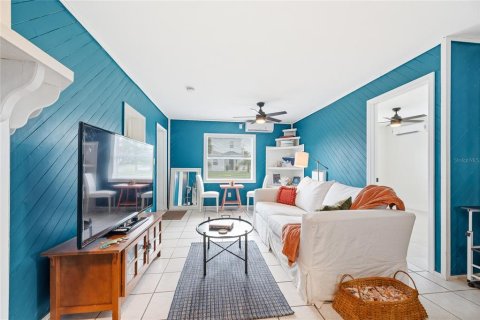 House in Flagler Beach, Florida 5 bedrooms, 167.22 sq.m. № 2354771 - photo 30