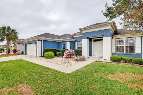 House in Summerfield, Florida 2 bedrooms, 173.73 sq.m. № 2099354 - photo 3