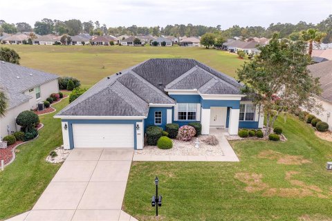 Casa en Summerfield, Florida 2 dormitorios, 173.73 m2 № 2099354