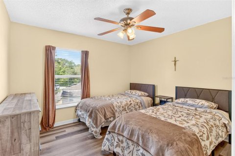 Villa ou maison à vendre à Poinciana, Floride: 4 chambres, 204.38 m2 № 2210560 - photo 22