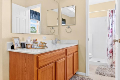 Villa ou maison à vendre à Poinciana, Floride: 4 chambres, 204.38 m2 № 2210560 - photo 28