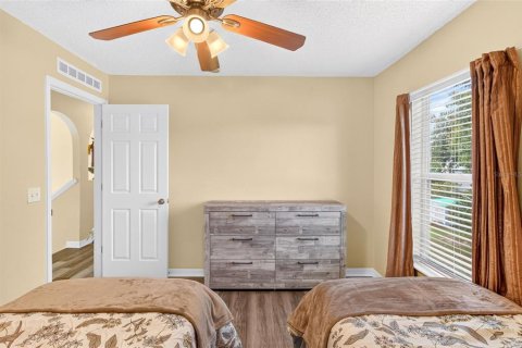 Villa ou maison à vendre à Poinciana, Floride: 4 chambres, 204.38 m2 № 2210560 - photo 23
