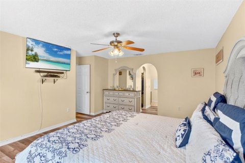 Villa ou maison à vendre à Poinciana, Floride: 4 chambres, 204.38 m2 № 2210560 - photo 27