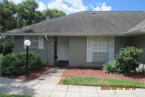 Casa en venta en Apopka, Florida, 2 dormitorios, 90.49 m2 № 1900486 - foto 1