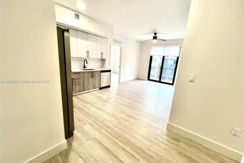 Apartment in Miami, Florida 3 bedrooms, 107.86 sq.m. № 2037072