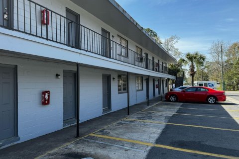 Condo in Jacksonville, Florida, 2 bedrooms  № 2260227 - photo 5