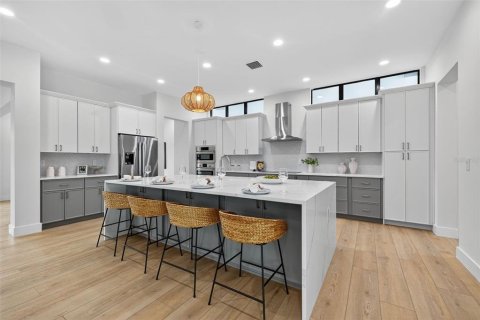 Casa en venta en Saint Petersburg, Florida, 4 dormitorios, 299.05 m2 № 1902522 - foto 15