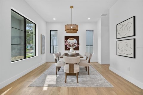 Casa en venta en Saint Petersburg, Florida, 4 dormitorios, 299.05 m2 № 1902522 - foto 6