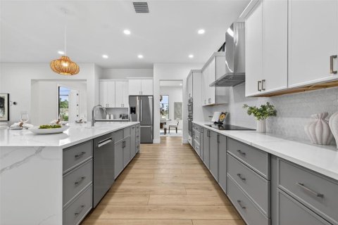 Casa en venta en Saint Petersburg, Florida, 4 dormitorios, 299.05 m2 № 1902522 - foto 23