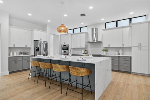 Casa en venta en Saint Petersburg, Florida, 4 dormitorios, 299.05 m2 № 1902522 - foto 14