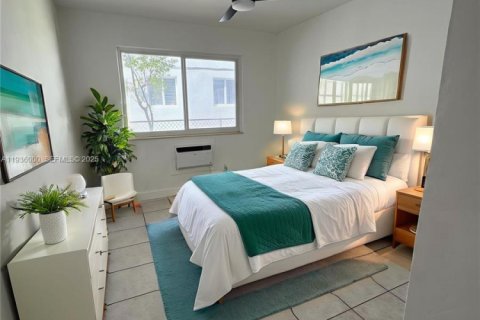 Condo in Miami Beach, Florida, 1 bedroom  № 1994077 - photo 3