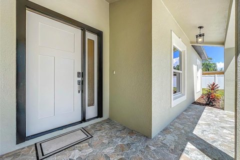 House in Sanford, Florida 4 bedrooms, 144.74 sq.m. № 1893586 - photo 6