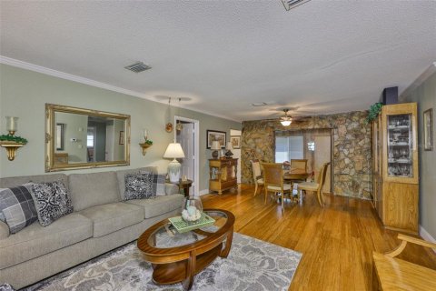 Casa en venta en Saint Petersburg, Florida, 3 dormitorios, 124.21 m2 № 1835607 - foto 2