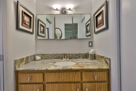 Casa en venta en Saint Petersburg, Florida, 3 dormitorios, 124.21 m2 № 1835607 - foto 24