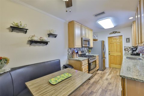 Casa en venta en Saint Petersburg, Florida, 3 dormitorios, 124.21 m2 № 1835607 - foto 9