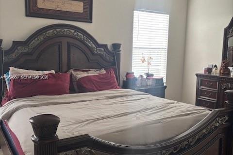 House in Florida City, Florida 5 bedrooms, 239.69 sq.m. № 2008608 - photo 15