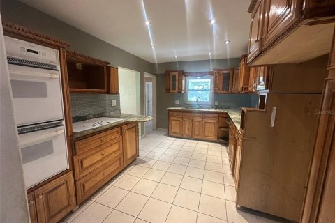 Villa ou maison à vendre à Saint Petersburg, Floride: 3 chambres, 158.21 m2 № 2428985 - photo 2