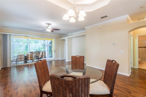 Casa en venta en Land O' Lakes, Florida, 2 dormitorios, 121.33 m2 № 1771459 - foto 11