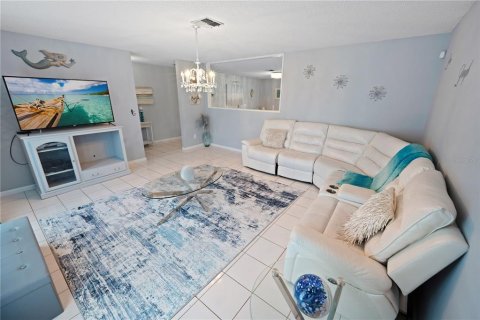 Casa en venta en Ocala, Florida, 3 dormitorios, 180.14 m2 № 1783274 - foto 5
