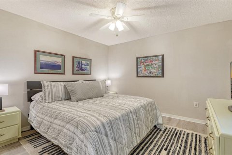 Condo in Bradenton, Florida, 2 bedrooms  № 2151673 - photo 22