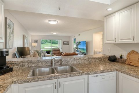 Condo in Bradenton, Florida, 2 bedrooms  № 2151673 - photo 15
