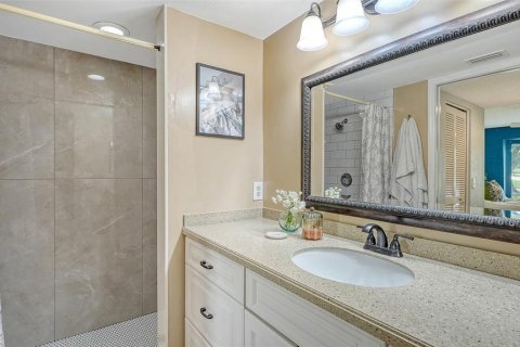 Condo in Bradenton, Florida, 2 bedrooms  № 2151673 - photo 19
