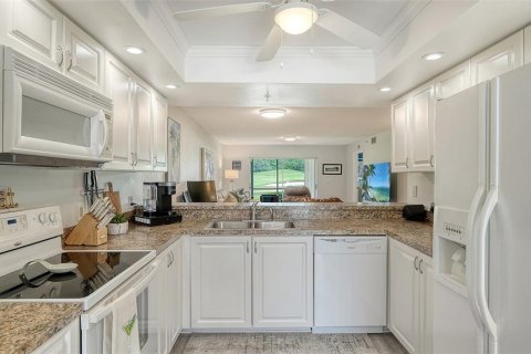 Condo in Bradenton, Florida, 2 bedrooms  № 2151673 - photo 16