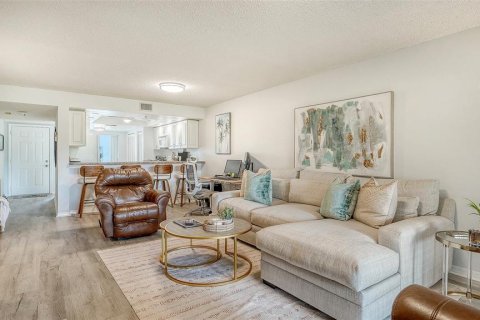 Condo in Bradenton, Florida, 2 bedrooms  № 2151673 - photo 7