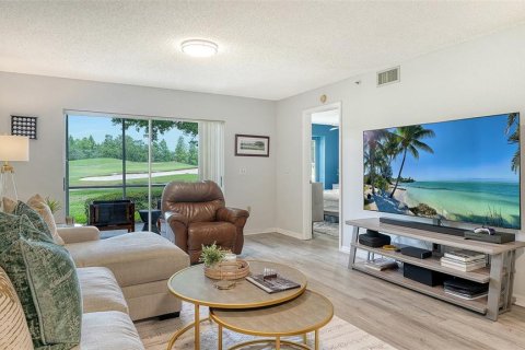 Condo in Bradenton, Florida, 2 bedrooms  № 2151673 - photo 8