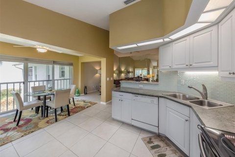 Condo in Venice, Florida, 2 bedrooms  № 1517700 - photo 20