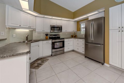 Condo in Venice, Florida, 2 bedrooms  № 1517700 - photo 16