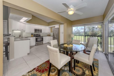 Condo in Venice, Florida, 2 bedrooms  № 1517700 - photo 15