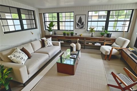 Casa en venta en Miami, Florida, 4 dormitorios, 149.39 m2 № 1848313 - foto 8