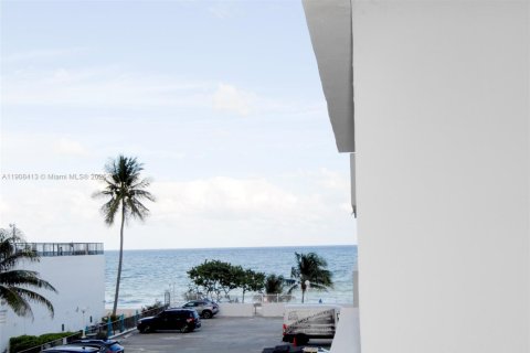 Copropriété à vendre à Fort Lauderdale, Floride: 1 chambre, 78.97 m2 № 1965498 - photo 26