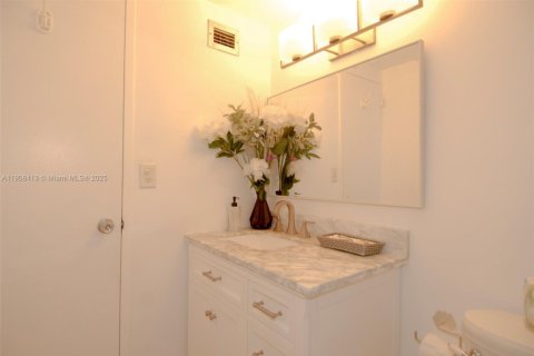 Copropriété à vendre à Fort Lauderdale, Floride: 1 chambre, 78.97 m2 № 1965498 - photo 16