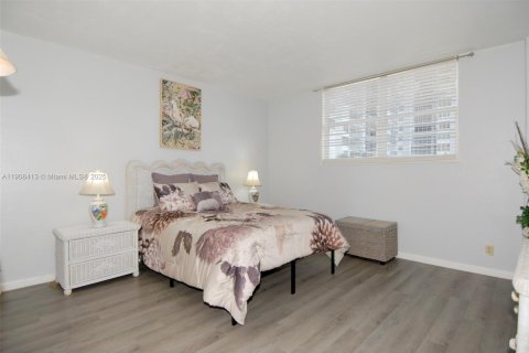 Copropriété à vendre à Fort Lauderdale, Floride: 1 chambre, 78.97 m2 № 1965498 - photo 20