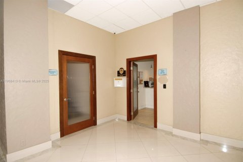 Copropriété à vendre à Fort Lauderdale, Floride: 1 chambre, 78.97 m2 № 1965498 - photo 4