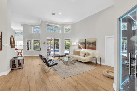 Villa ou maison à vendre à Weston, Floride: 5 chambres, 255.67 m2 № 2042524 - photo 7