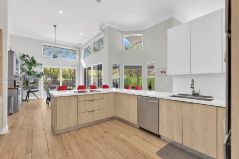 Villa ou maison à vendre à Weston, Floride: 5 chambres, 255.67 m2 № 2042524 - photo 20