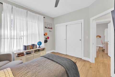 Villa ou maison à vendre à Weston, Floride: 5 chambres, 255.67 m2 № 2042524 - photo 24