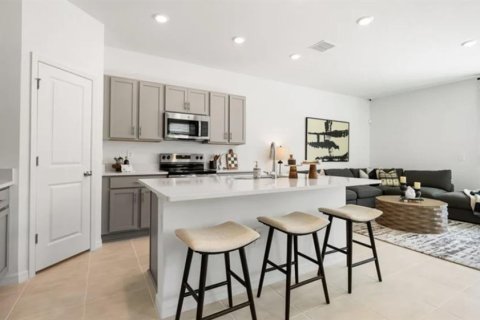 Townhouse in Parrish, Florida 3 bedrooms, 130.43 sq.m. № 1898651 - photo 10