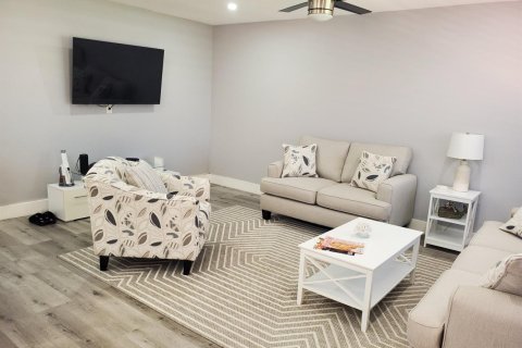 Condominio en alquiler en Delray Beach, Florida, 2 dormitorios, 81.75 m2 № 2245880 - foto 3
