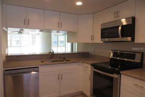 Condominio en alquiler en Clearwater, Florida, 2 dormitorios, 101.26 m2 № 1841945 - foto 3