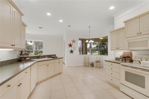 Casa en venta en Palm Bay, Florida, 5 dormitorios, 310.2 m2 № 2207630 - foto 14