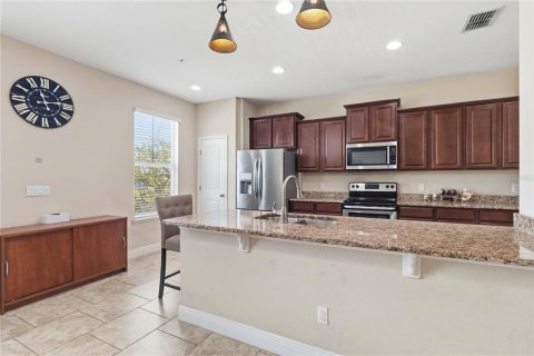 Touwnhouse à louer à Orlando, Floride: 3 chambres, 218.88 m2 № 2381092 - photo 18