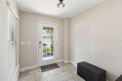 Touwnhouse à louer à Orlando, Floride: 3 chambres, 218.88 m2 № 2381092 - photo 7