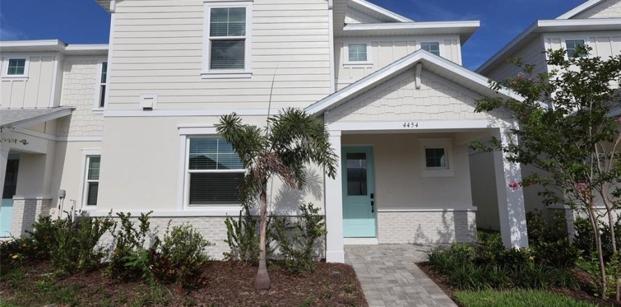 Townhouse in Bradenton, Florida 3 bedrooms, 223.52 sq.m. № 2113936